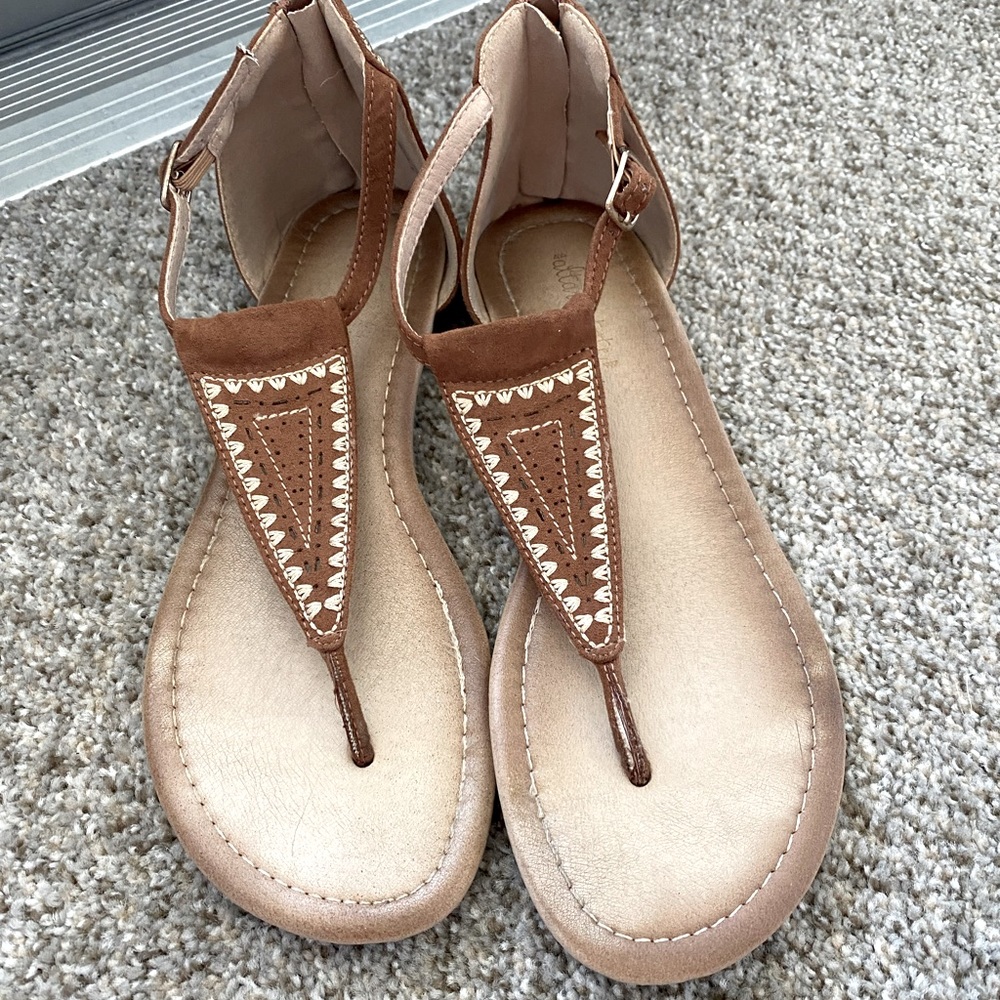 Altar’d State Sandals Size 8